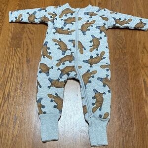 EUC Bonds Padded Wondersuit size 1, 12-18 months platypus quoted sleeper